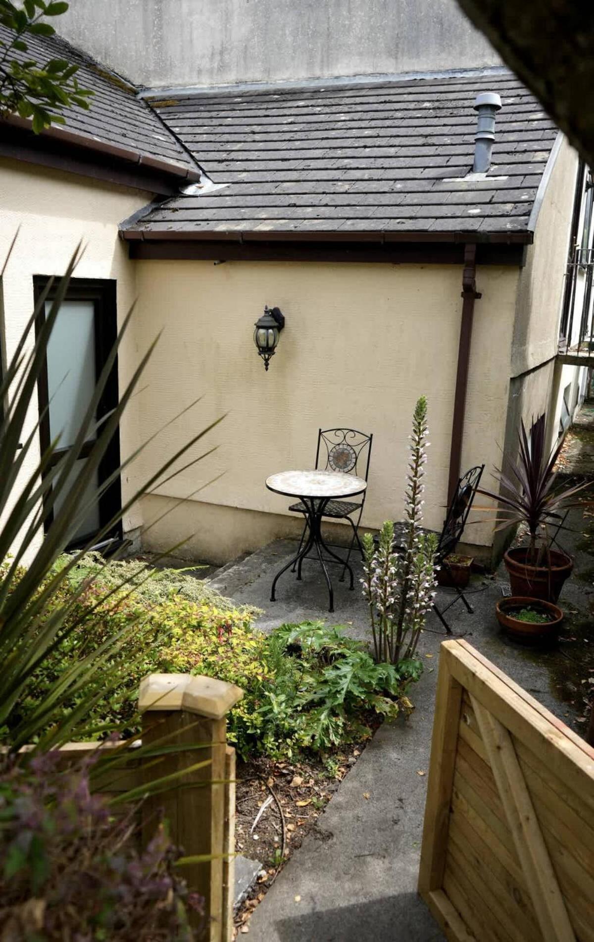 ファルマス Fabulous High Street Townhouse With Stunning Views & Parking At 'Eagles Nest'ヴィラ エクステリア 写真